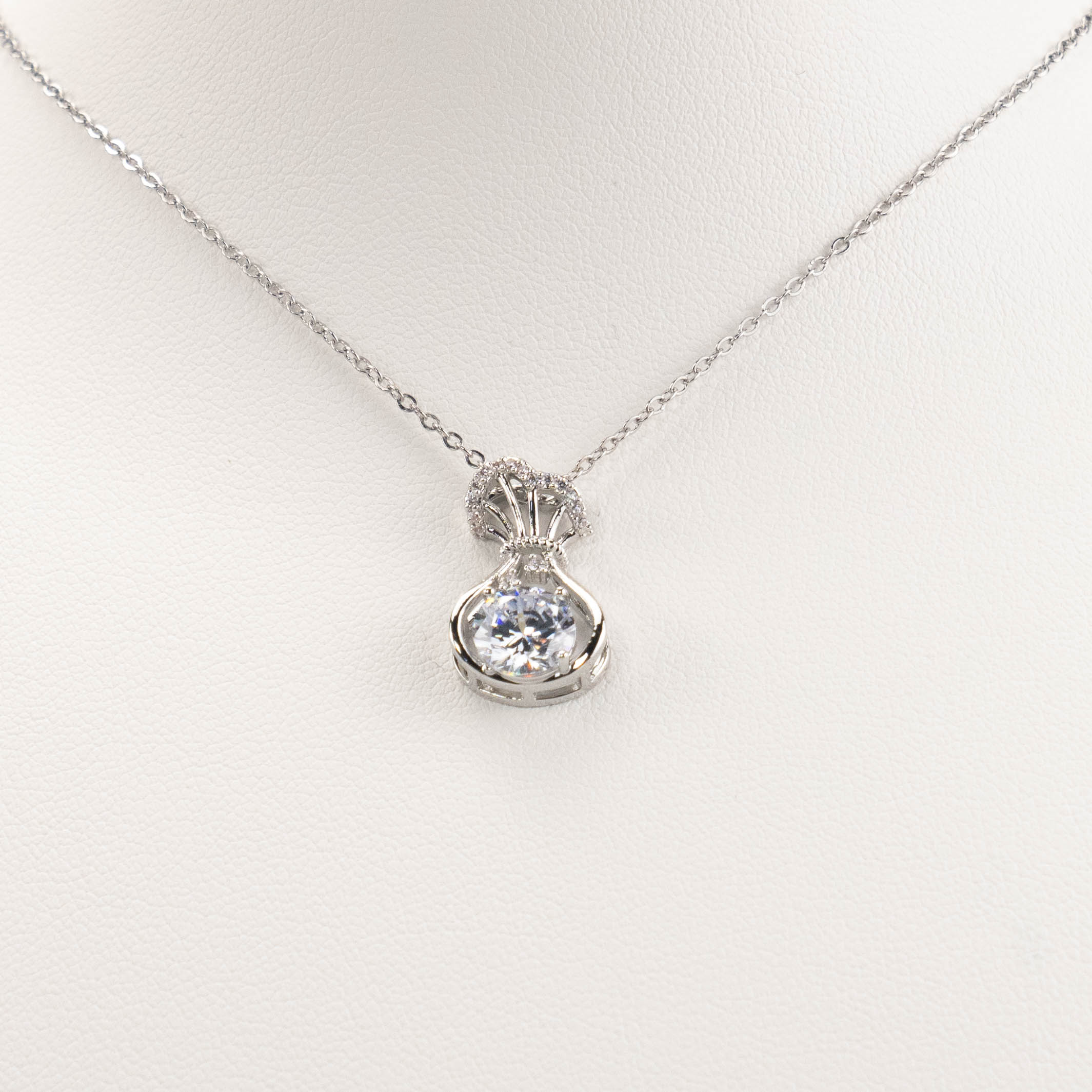 【N-DZR768】Plated 14k Gold Zircon Necklace