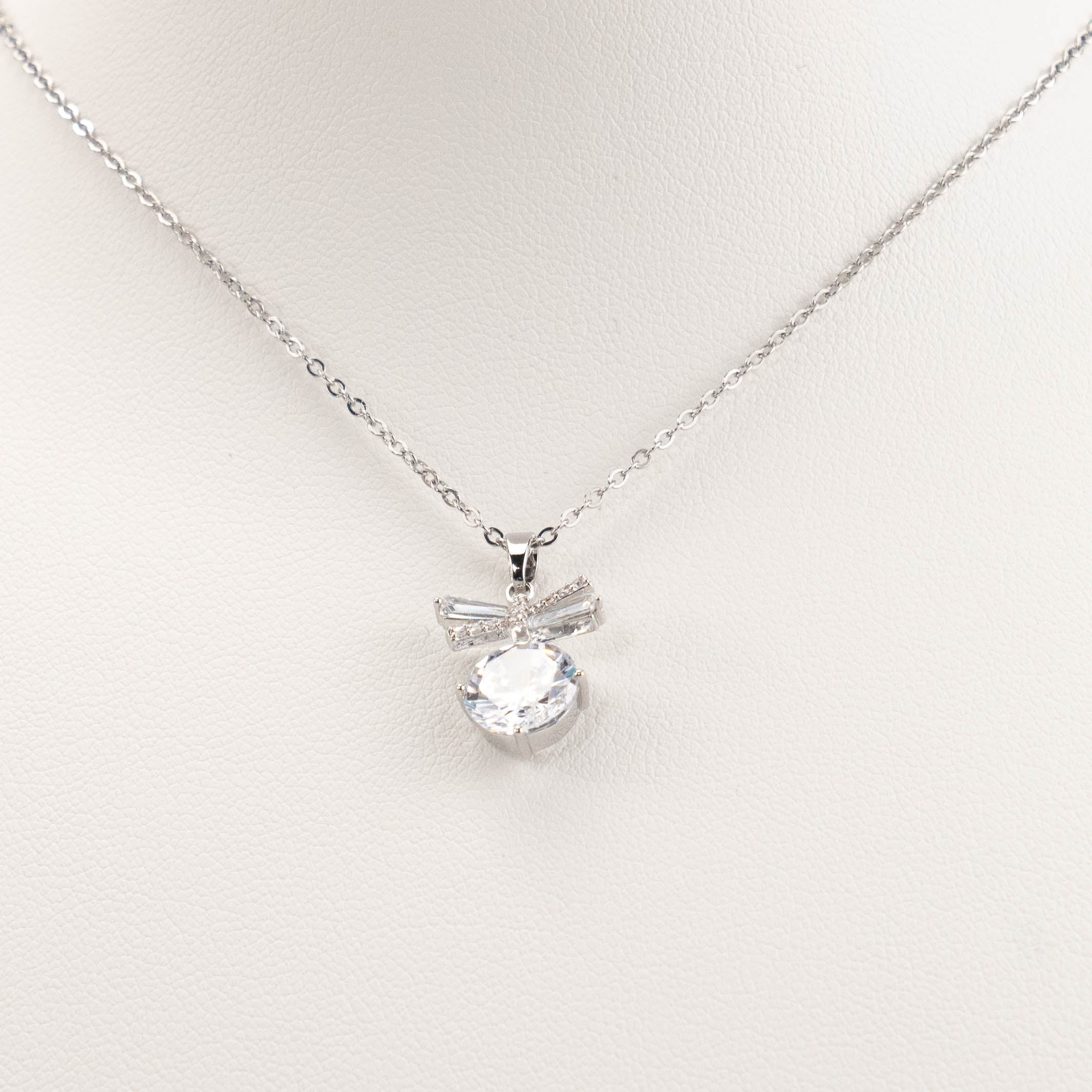 【N-DZR483】Plated 14k Gold Zircon Necklace