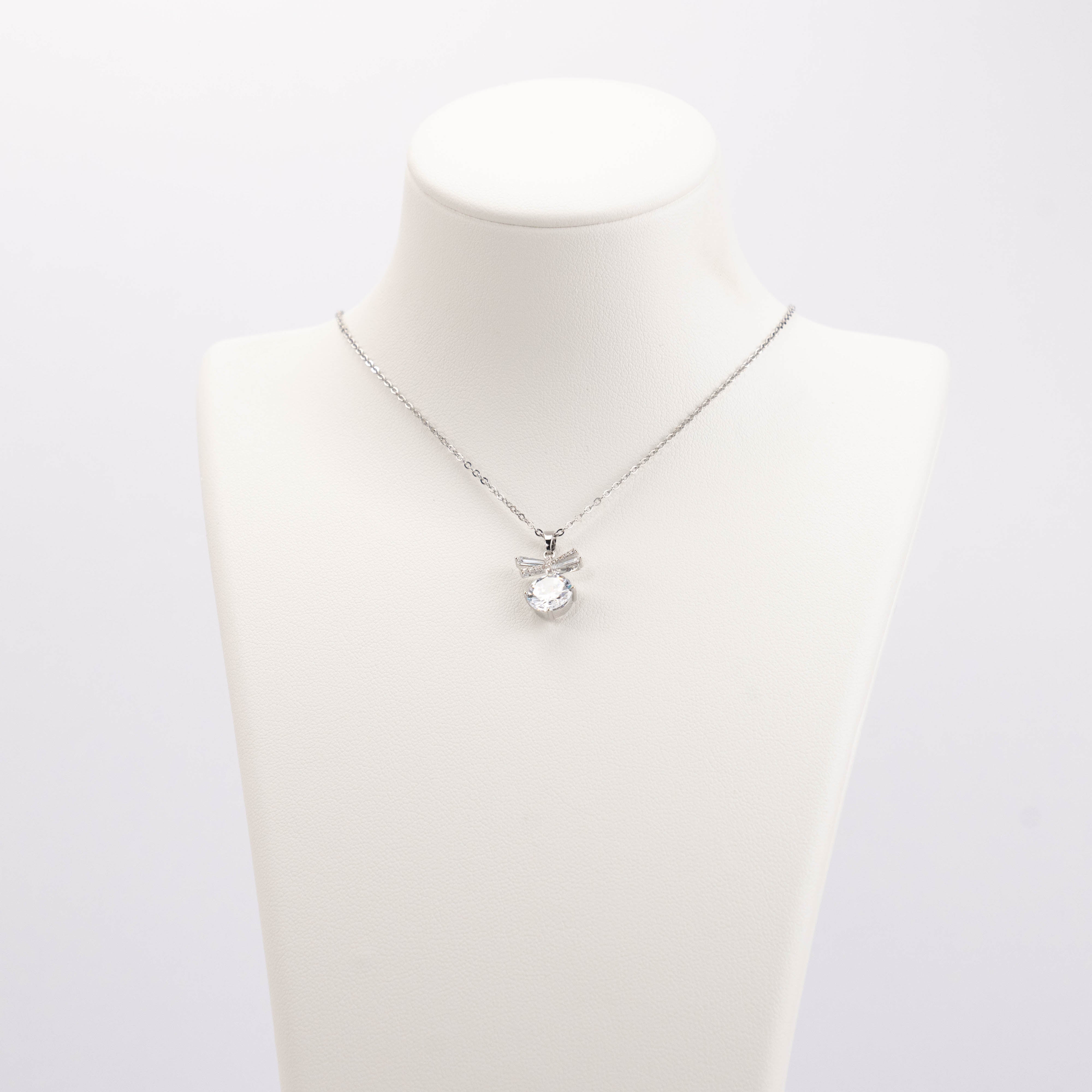 【N-DZR483】Plated 14k Gold Zircon Necklace