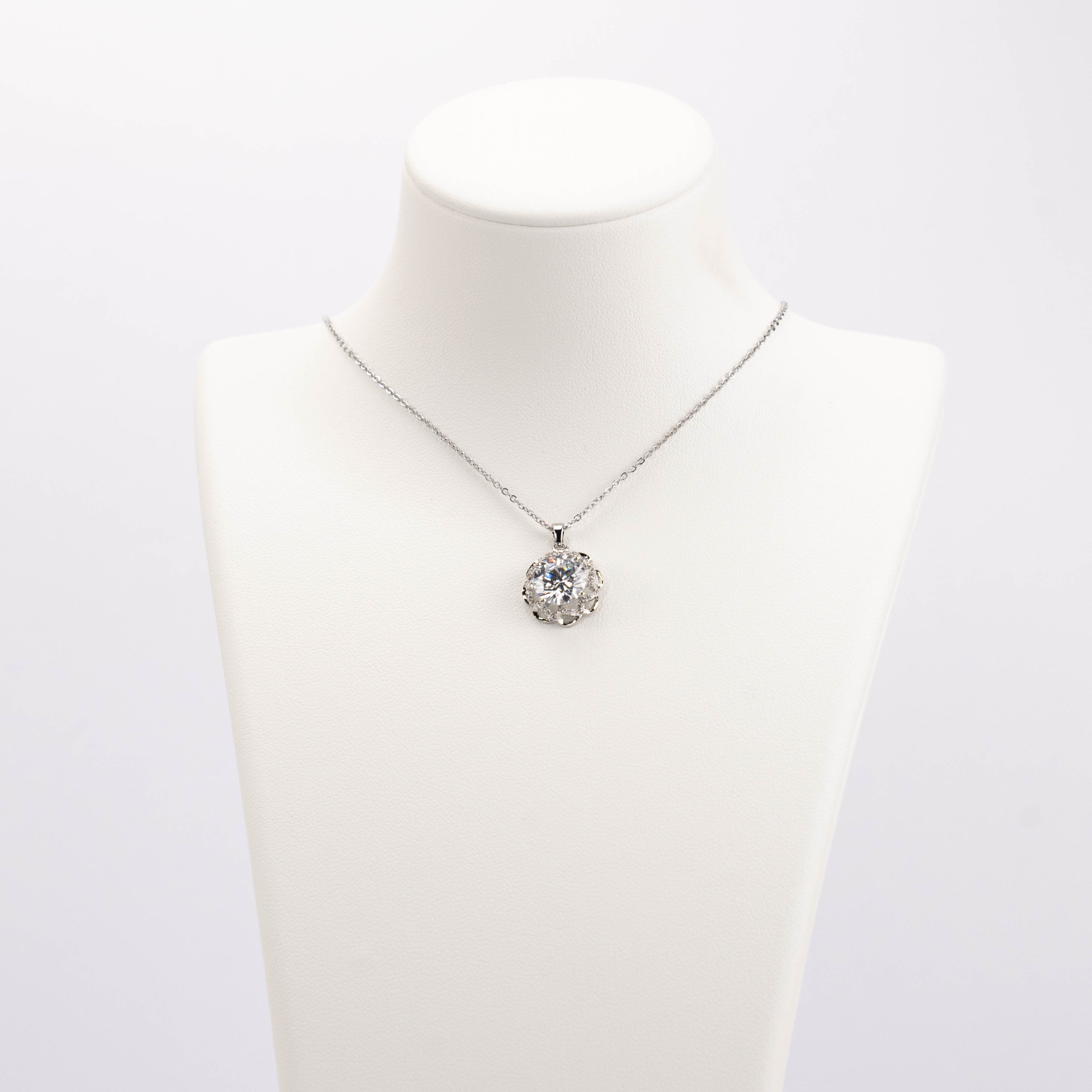 【N-DZR729】Plated 14k Gold Zircon Necklace