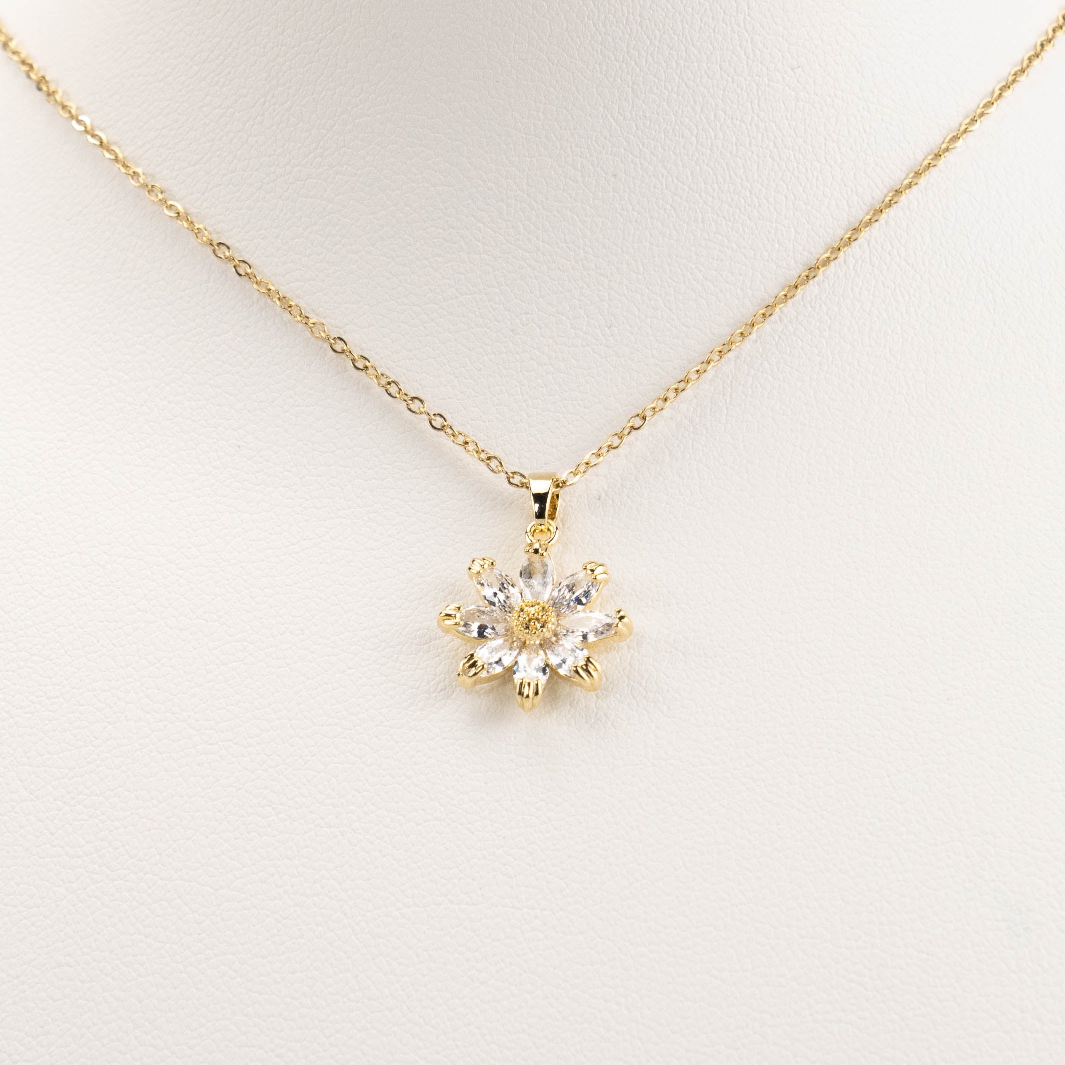 【N-DZR436】Plated 14k Gold Zircon Necklace