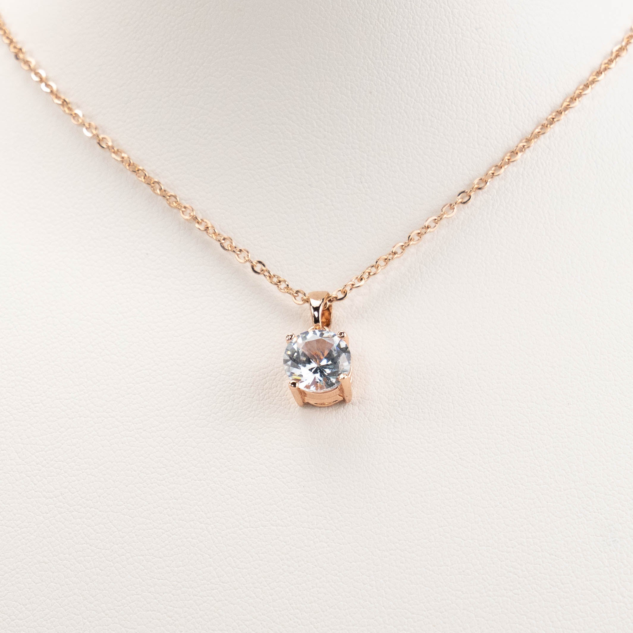 【N-X06】Plated 14k Gold Zircon necklace