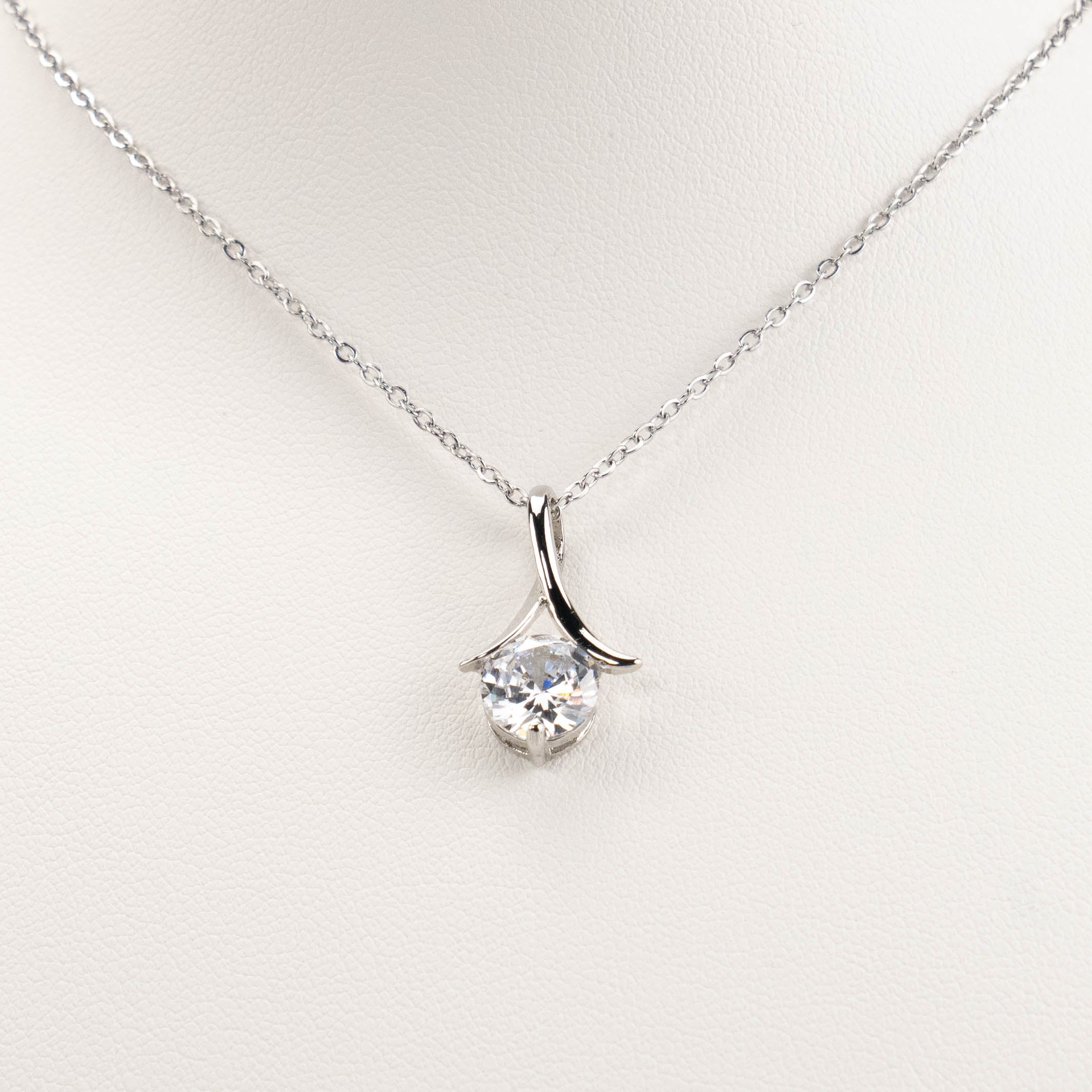 【N-X11】Plated 14k Gold Zircon necklace